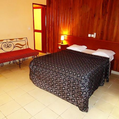 Saffana Hotel Douala Oda fotoğraf